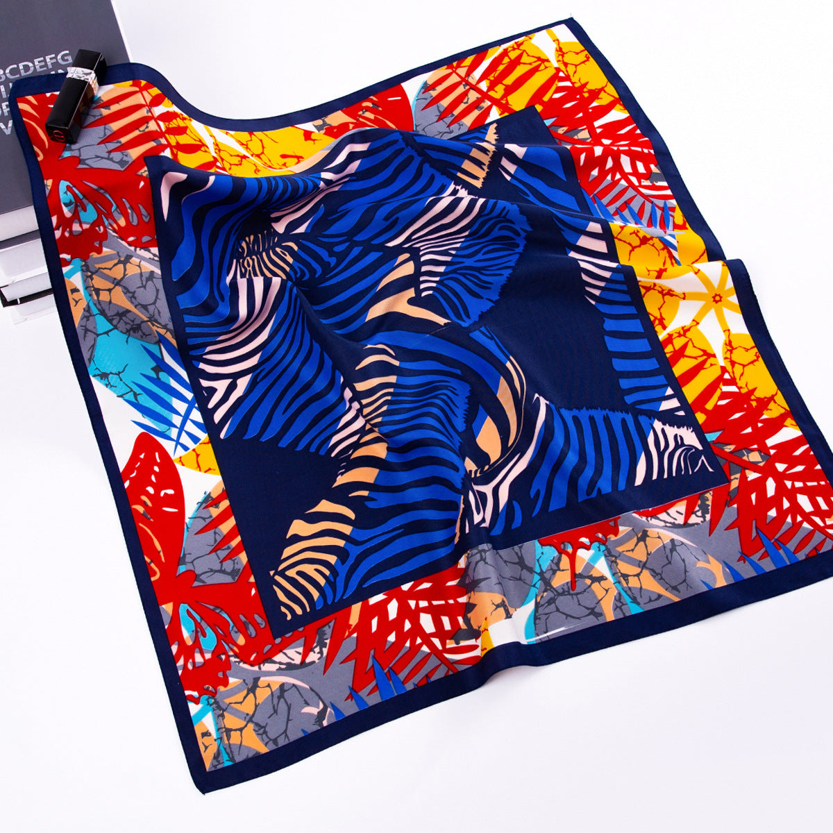 Simple and versatile plant leaves, twill printed scarf 60cm small square scarf, women's silk scarf