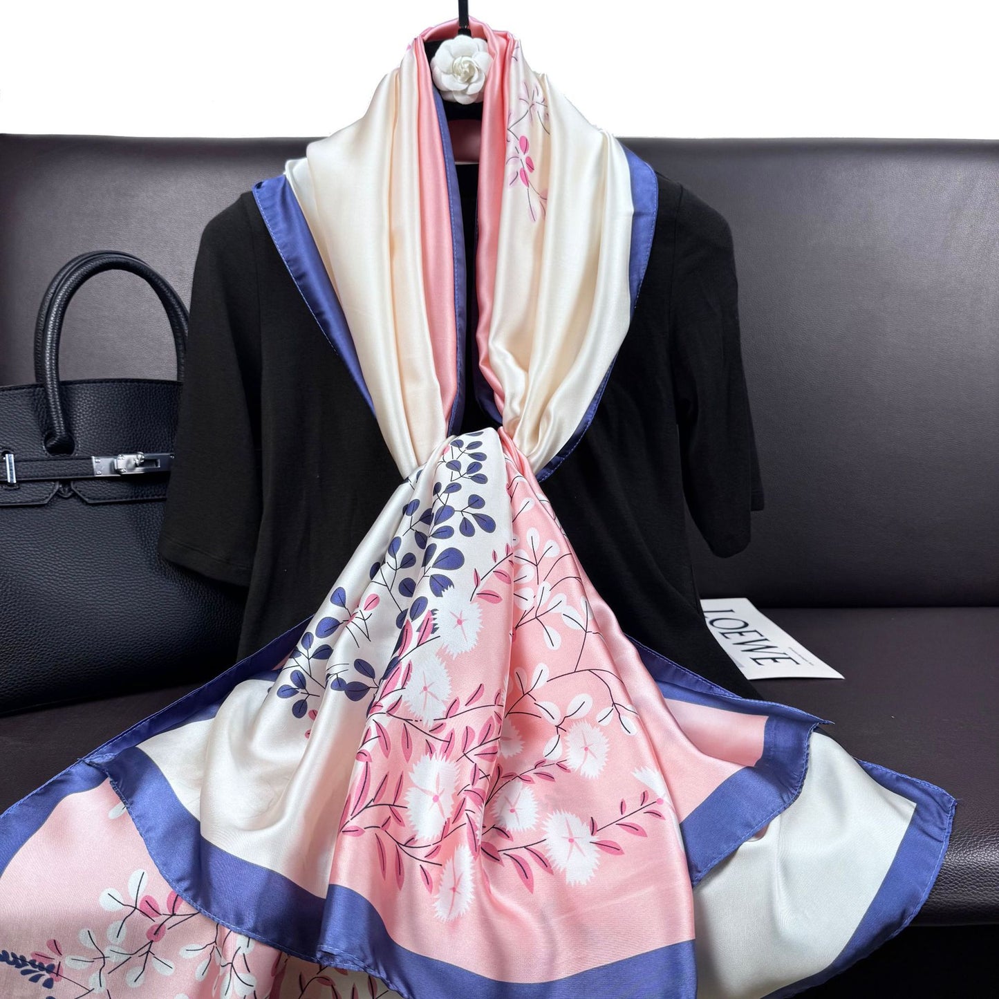 Korean version of simple and versatile geometric color matching plants and flowers long silk scarves, simple and elegant ethnic women with thin shawls