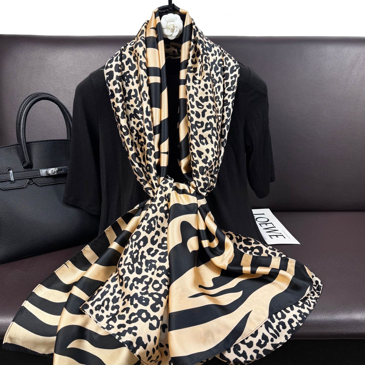 European and American fashion black and white leopard print texture printing long silk scarf, Korean version of versatile women's decorative outer shawl, scarf