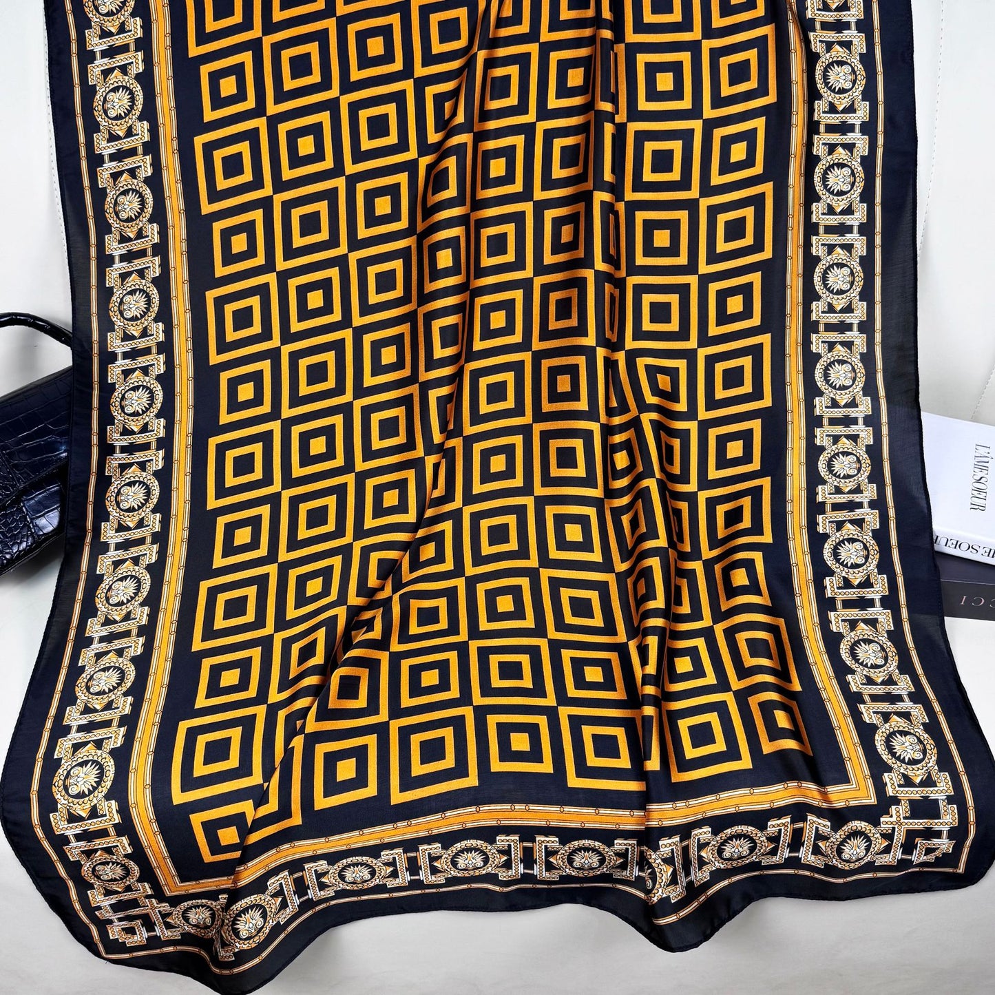 Spring new fashion versatile geometric return-shaped outer silk scarf, imitation silk women's travel and vacation sunscreen shawl