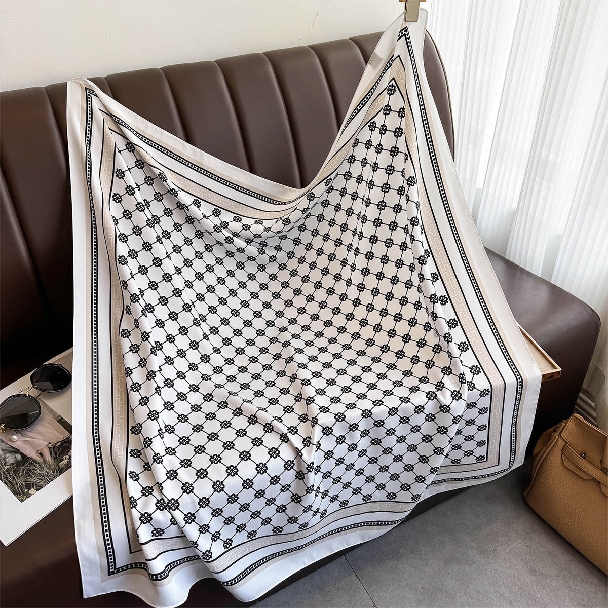 Fashion light luxury 90 twill silk scarf women's Japan and Korea simple striped large square scarf ins style multi-functional shawl scarf