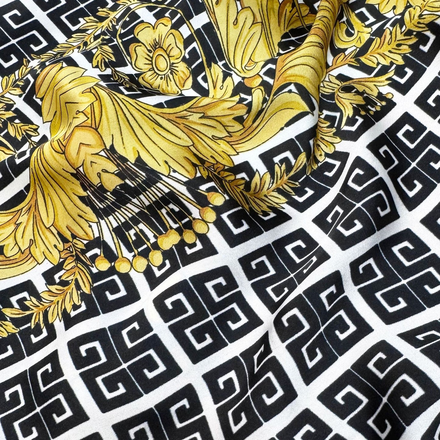 Elegant national four palaces totem simulation silk long silk scarf, spring, summer and autumn travel and vacation women's outer shawl