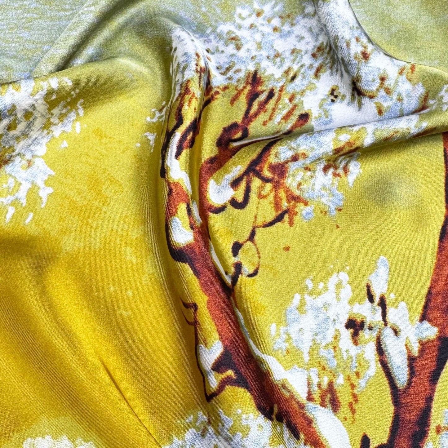 Literature and art Oil painting Beautiful brocade long silk scarf, fashionable and versatile girl air-conditioned room with shawl, scarf