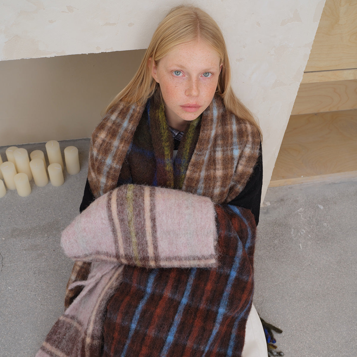 Wool blended coarse tassel plaid scarf women's autumn and winter increase lazy style Korean color matching shawl scarf