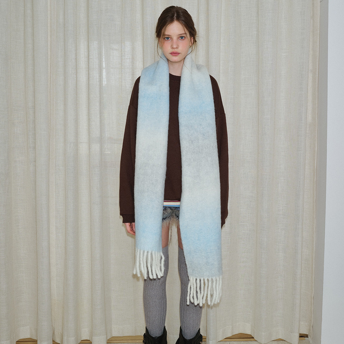 Wool blended gradual change of color scarf women's autumn and winter thickened warm ins atmosphere increased soft scarf