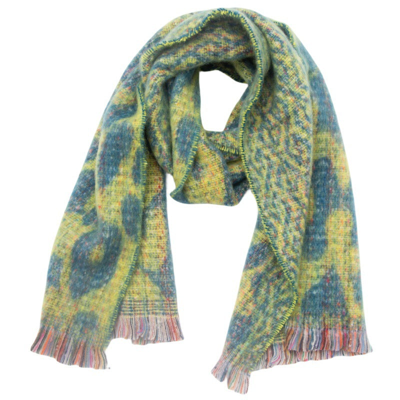 2025 new scarf European, American autumn and winter men and women's jacquard short beard clip flower leopard print scarf
