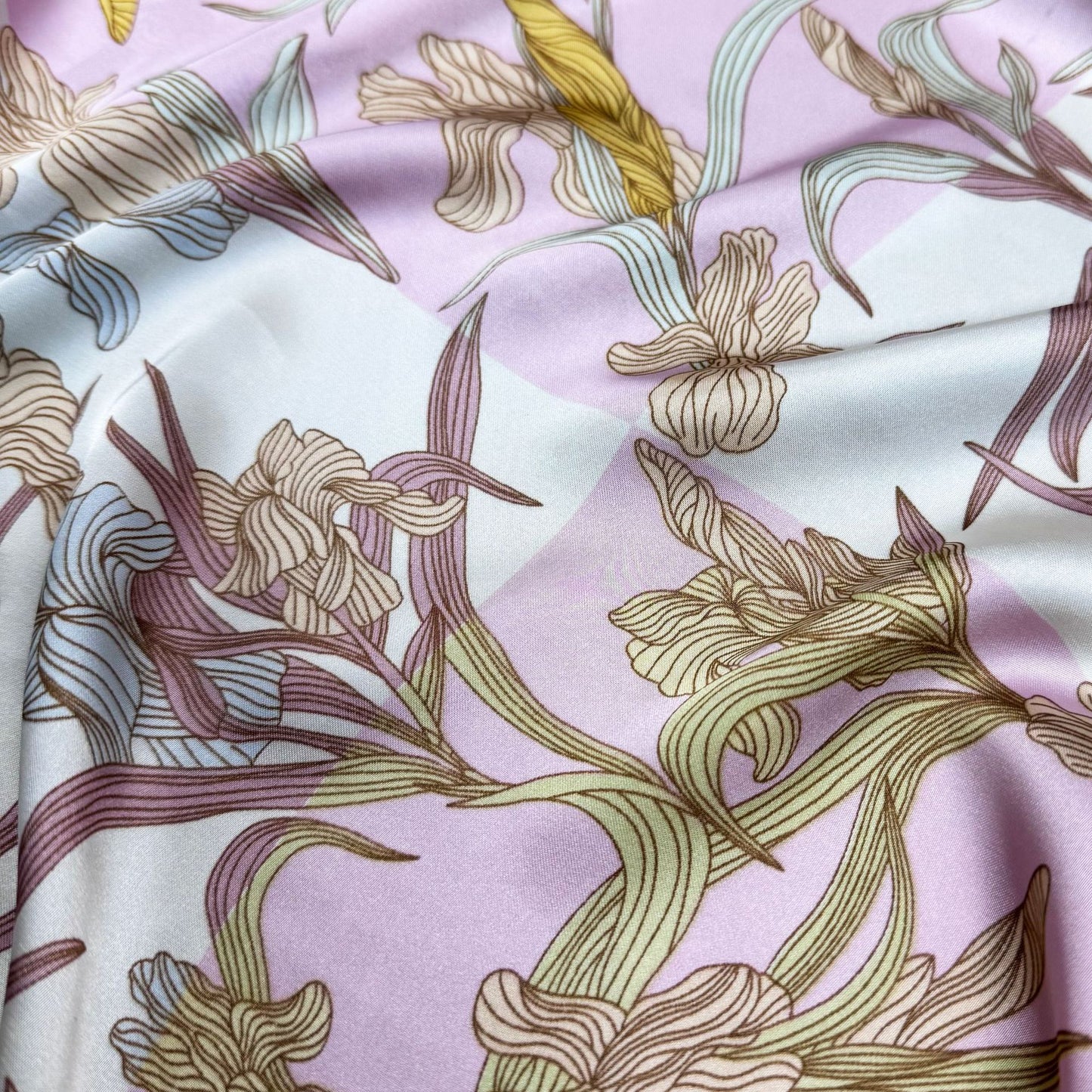 Simple and intellectual versatile brocade long silk scarf, fashionable women's decorative outer shawl travel and vacation scarf