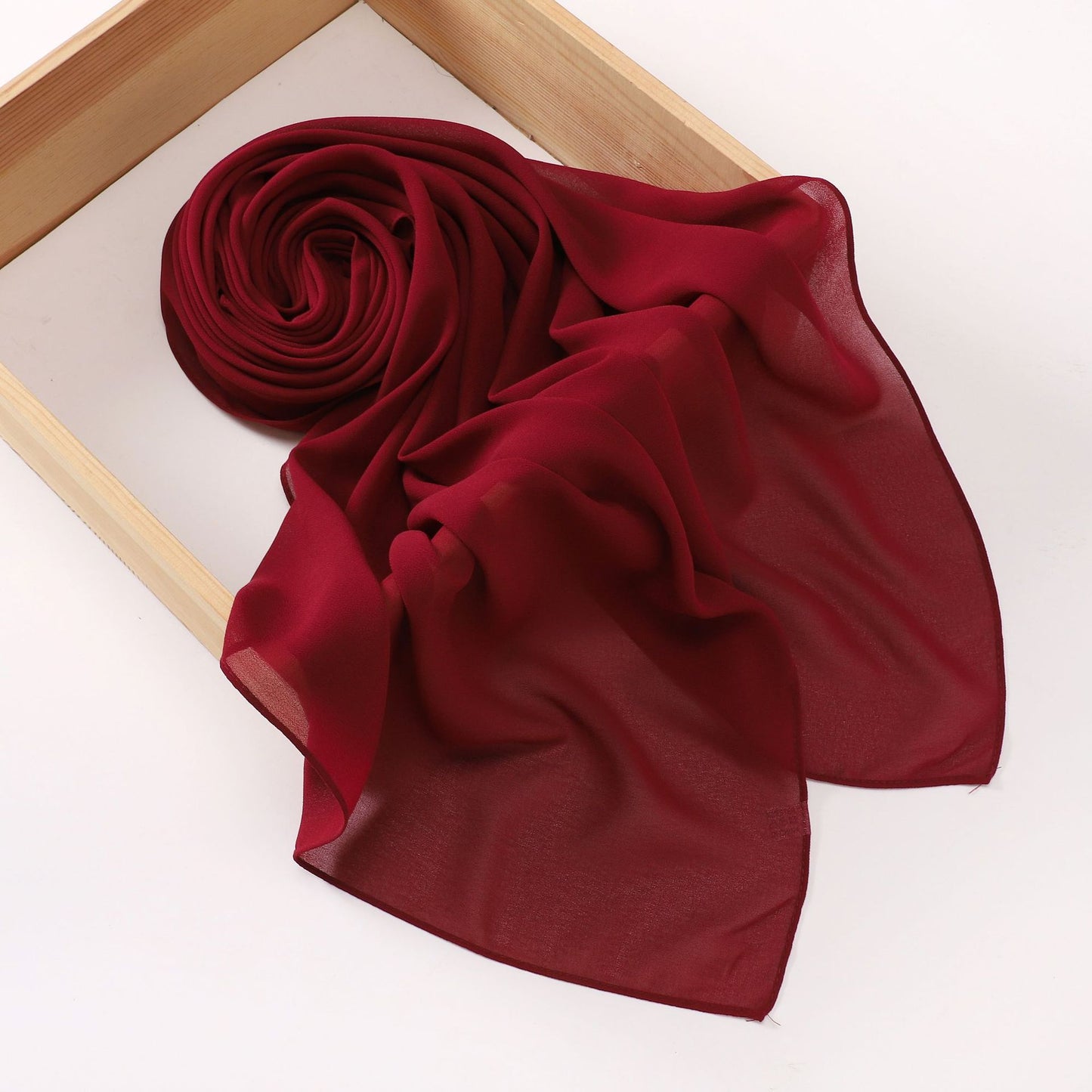 75D pearl chiffon square scarf Middle East headscarf gauze Malaysia Saudi Arabia Dubai cover 110 * 110cm