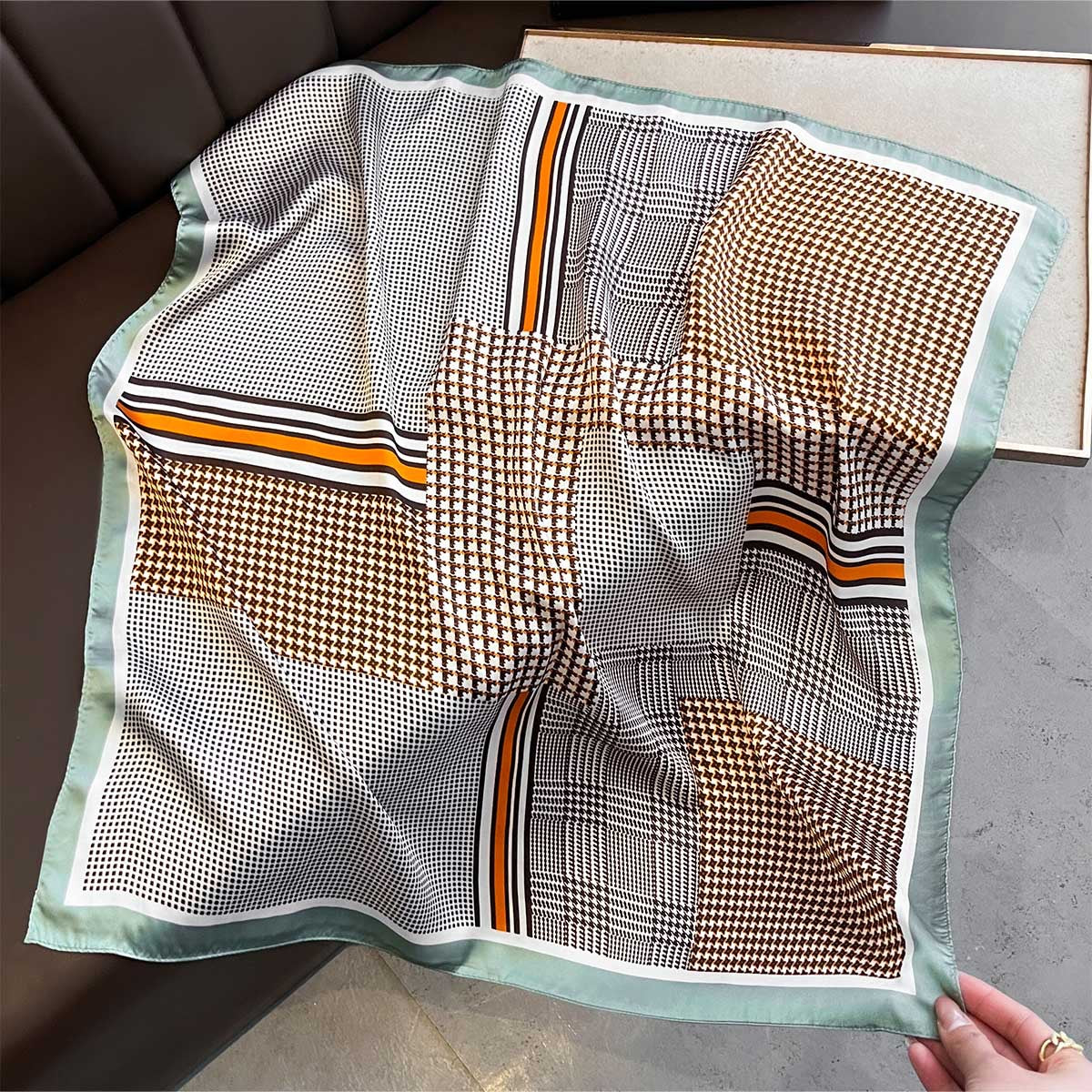 Fashion Square Scarf Light Luxury Versatile Spring and Summer Light Sunscreen Silk Scarf Neck Protection Woman