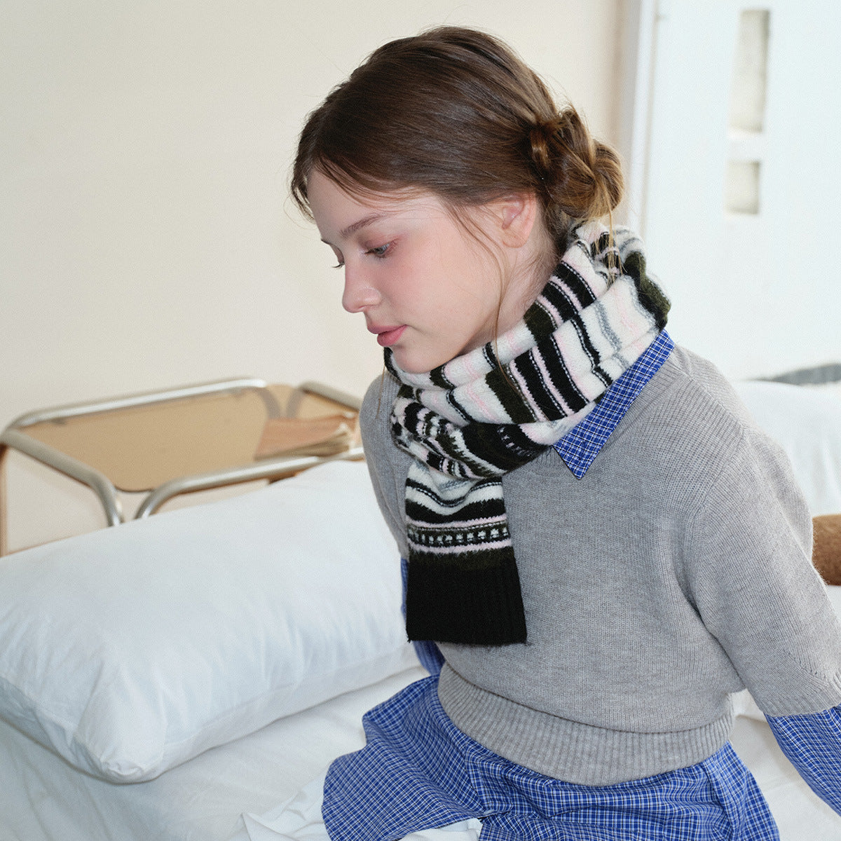 Niche designer wool blended multi-color striped scarf women's autumn and winter with soft knitted color matching scarf