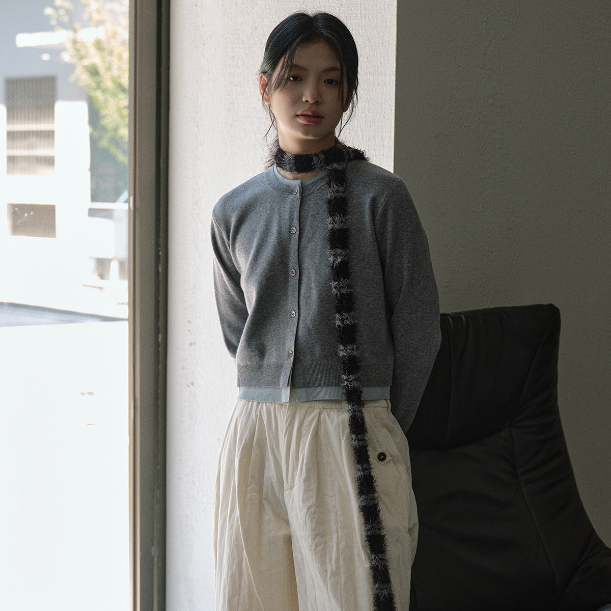 Niche style of design, plush silver ring snake striped thin and narrow scarf for women's spring and summer with concave decoration