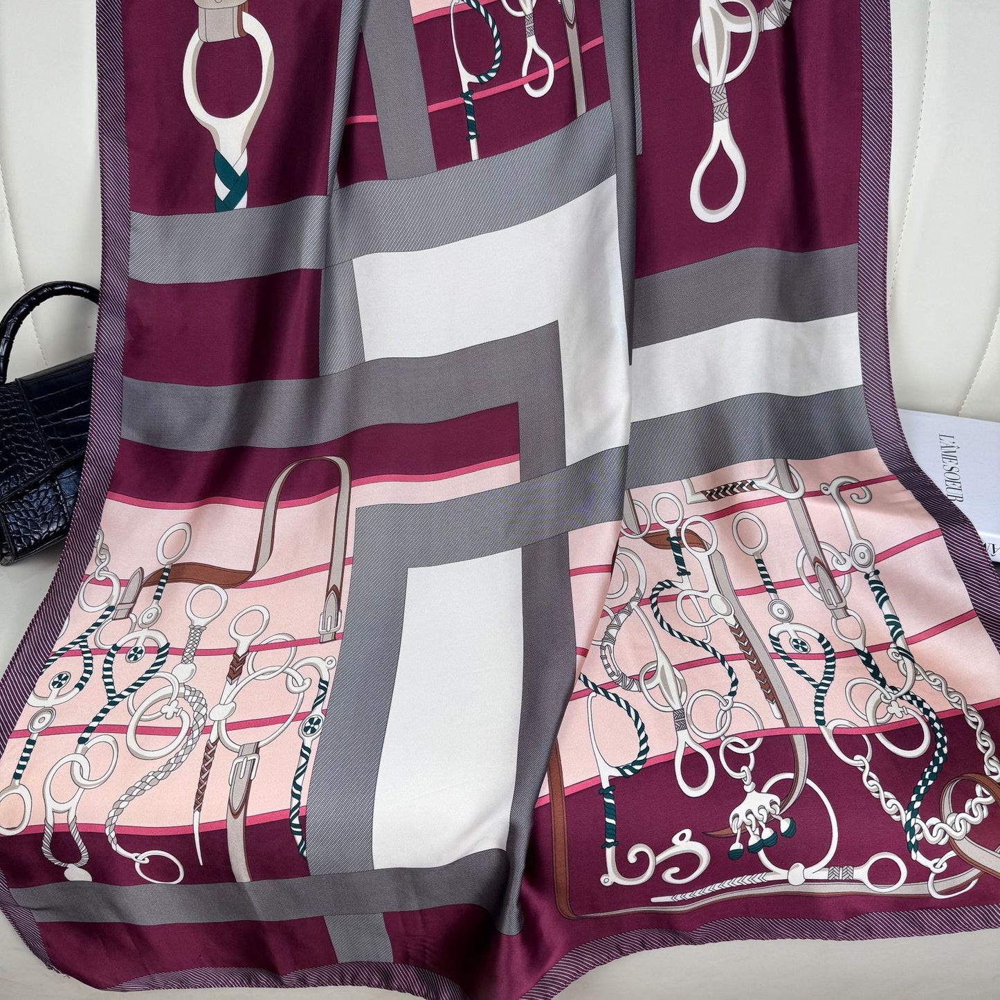 European and American fashion belt chain printed beautiful brocade long silk scarf, Korean version geometric color matching temperament women's vacation shawl