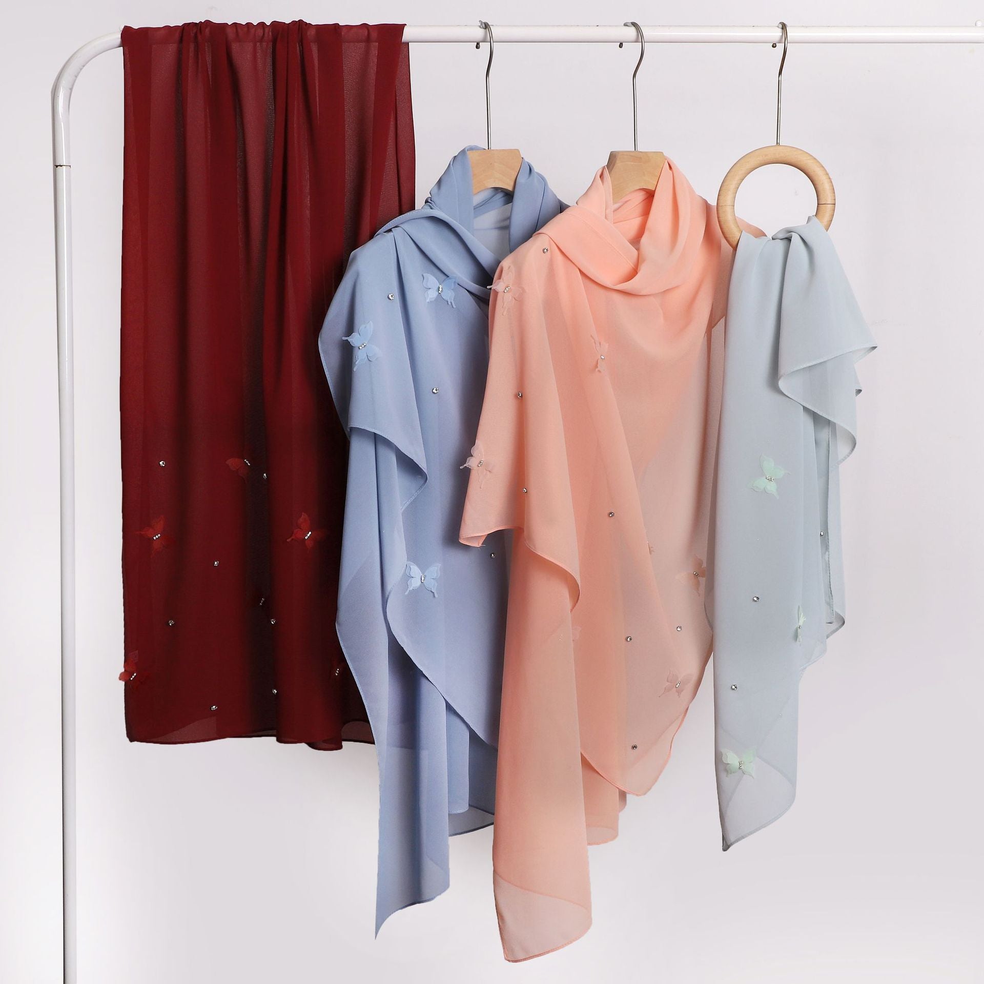 Pearl chiffon point drill butterfly nail drill long towel beautiful yarn Middle East Saudi Africa headscarf