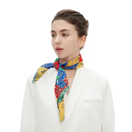 Silk Reversible Printed Lightweight Headscarf detail