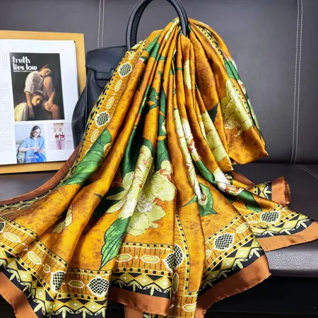 Silk Printed Vintage Scarf Shawl – 90 × 180cm detail