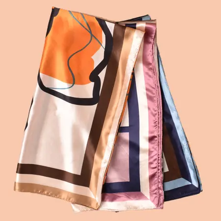 Geometric Printed Scarf Shawl – 90 × 90 cm detail