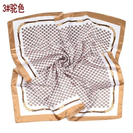 Scarf Shawl – 90 × 90 cm detail