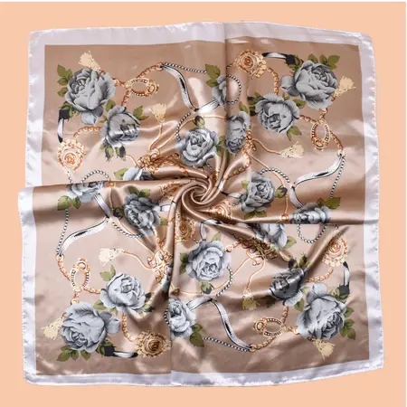 Floral Scarf Shawl – 90 × 90 cm detail