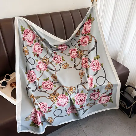 Twill Silk Scarf Shawl – 90 × 90 cm detail