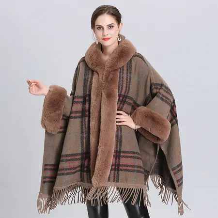 Faux Fur Knit Fringed Hooded Poncho – 80 × 180cm detail