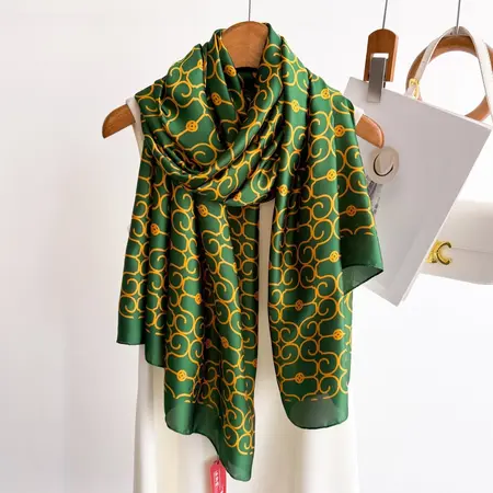 Printed Scarf Shawl – 90 × 180cm detail