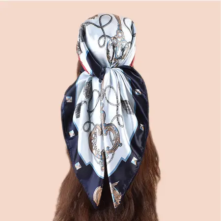 Silk Scarf Shawl – 90 × 90 cm detail