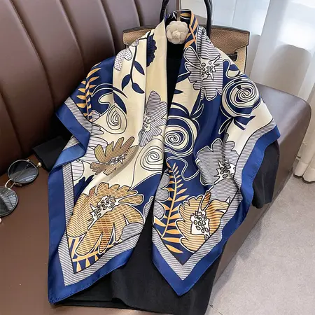 Silk Floral Vintage Scarf Shawl – 90 × 90 cm detail