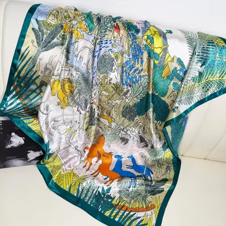 Silk Floral Printed Scarf Shawl – 90 × 90 cm detail