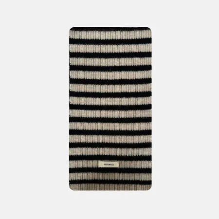 Women's 100% Wool Scarf Shawl – 160 × 20 cm detail