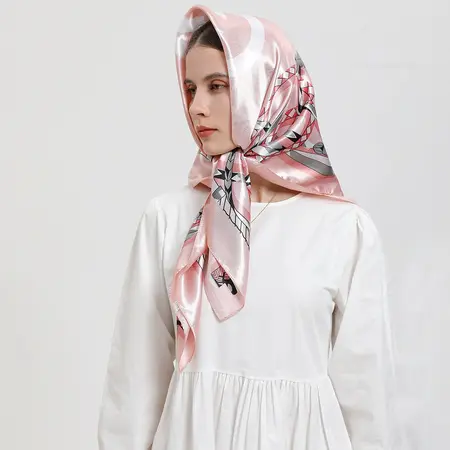 Silk Headscarf – 90 × 90 cm detail