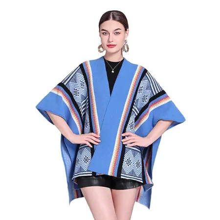 Jacquard Knit Poncho detail