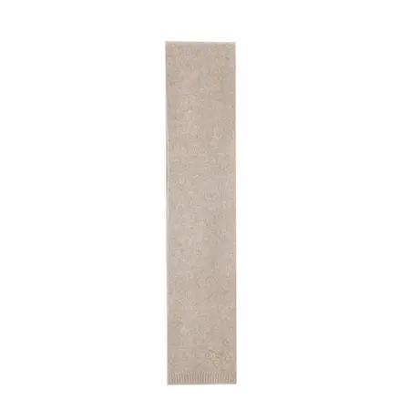 Unisex Solid Color Knit Scarf – 155 × 18 cm detail