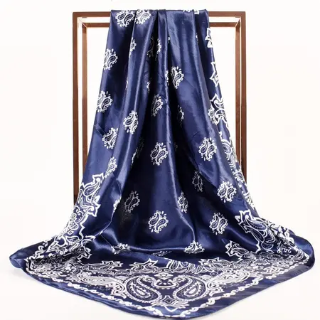 Silk Floral Paisley Scarf Shawl – 90 × 90 cm detail