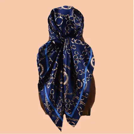 Printed Vintage Scarf Shawl – 90 × 90 cm detail
