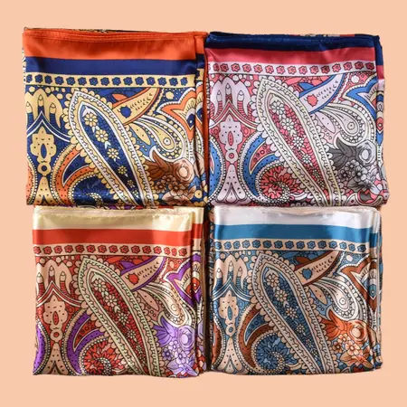 Plaid Geometric Printed Scarf Shawl – 90 × 90 cm detail