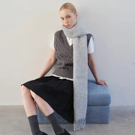 Women's 42% Alpaca Solid Color Scarf Shawl – 200 × 26 cm detail