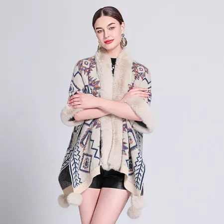 Jacquard Knit Poncho detail