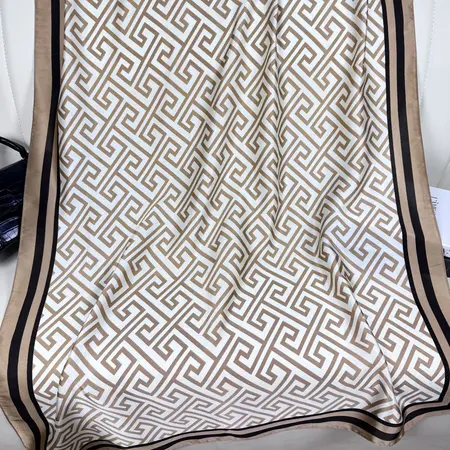 Silk Geometric Printed Scarf Shawl – 90 × 180cm detail