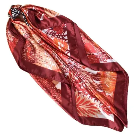 Printed Scarf Shawl – 90 × 90 cm detail