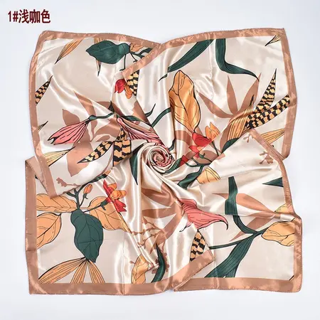 Women's Floral Vintage Scarf Shawl – 90 × 90 cm detail