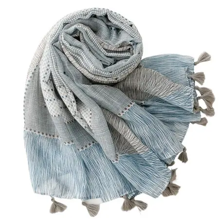 Plaid Geometric Fringed Scarf Shawl – 180 × 88 cm detail