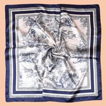 Scarf Shawl – 90 × 90 cm detail