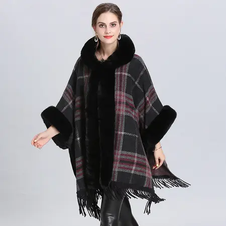 Faux Fur Knit Fringed Hooded Poncho – 80 × 180cm detail