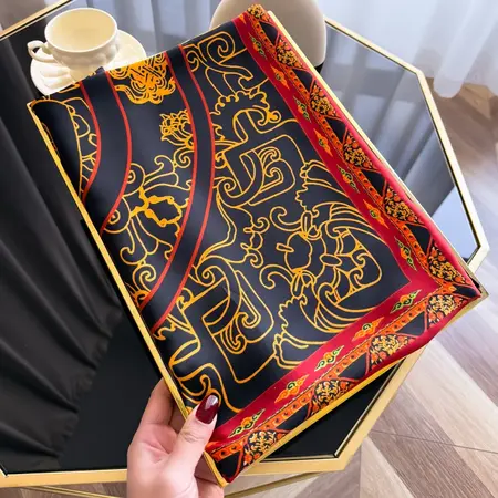 Printed Scarf Shawl – 90 × 180cm detail