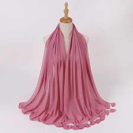 Chiffon Fringed Hijab – 70 × 170 cm detail