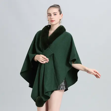 Knit Poncho detail