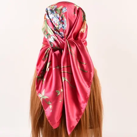 Women's Scarf Shawl – 90 × 90 cm detail