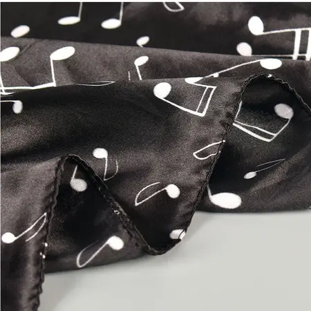 Silk Scarf Shawl – 90 × 90 cm detail