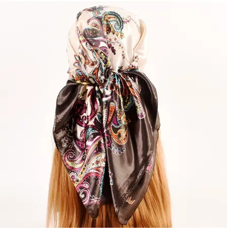 Women's Floral Scarf Shawl – 90 × 90 cm detail