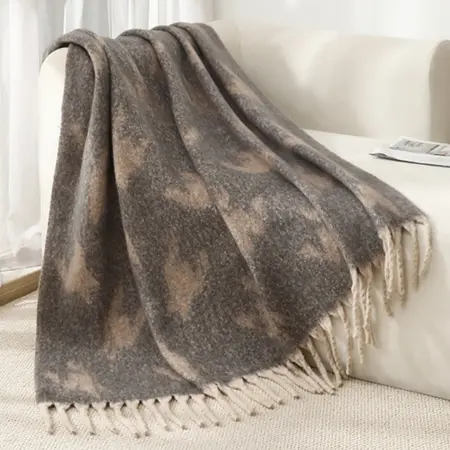 Houndstooth Jacquard Fringed Scarf Shawl – 165 × 125 cm + 12 cm fringe detail